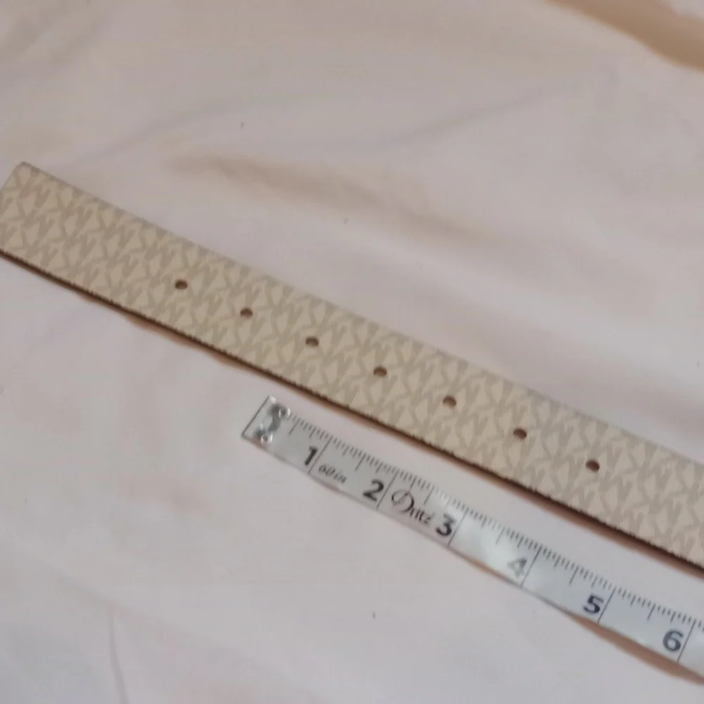 Michael Kors Vanilla Belt with Gold Buckle, Medium